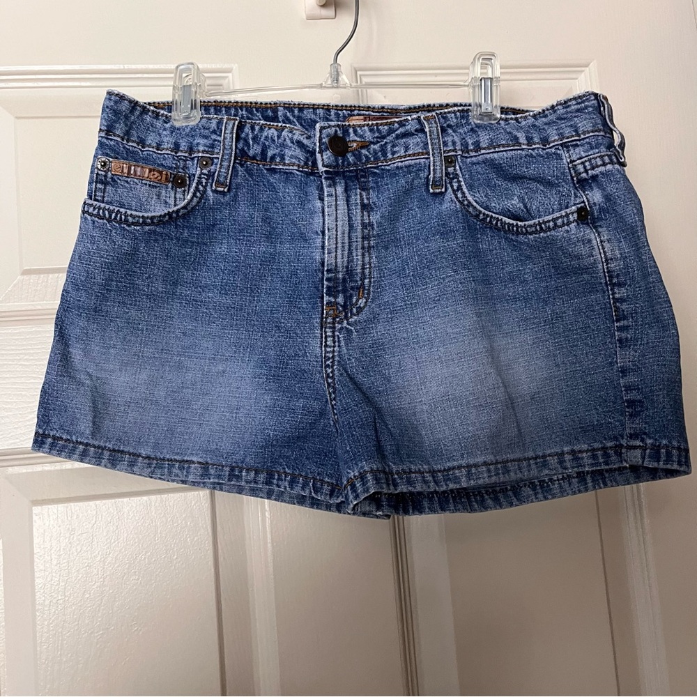 l.e.i. Y2K Juniors 11 Mid Rise Blue Jean Shorts